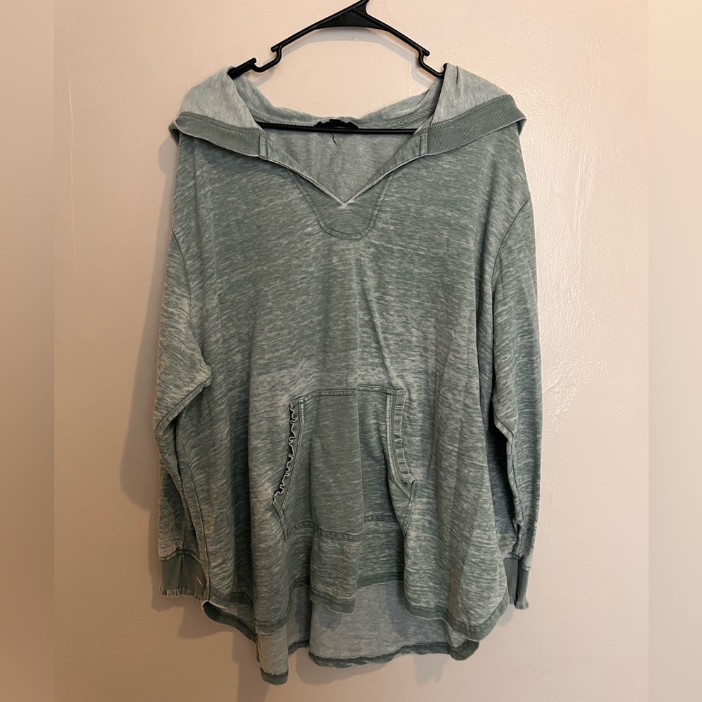 PLUS GREEN DISTRESSED SWEATSHIRT HOODIE
